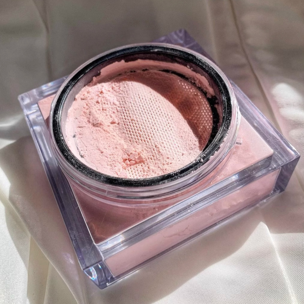 Huda Easy Bake Loose Setting P - Huda Beauty Makeup Bag ulasan dan harga