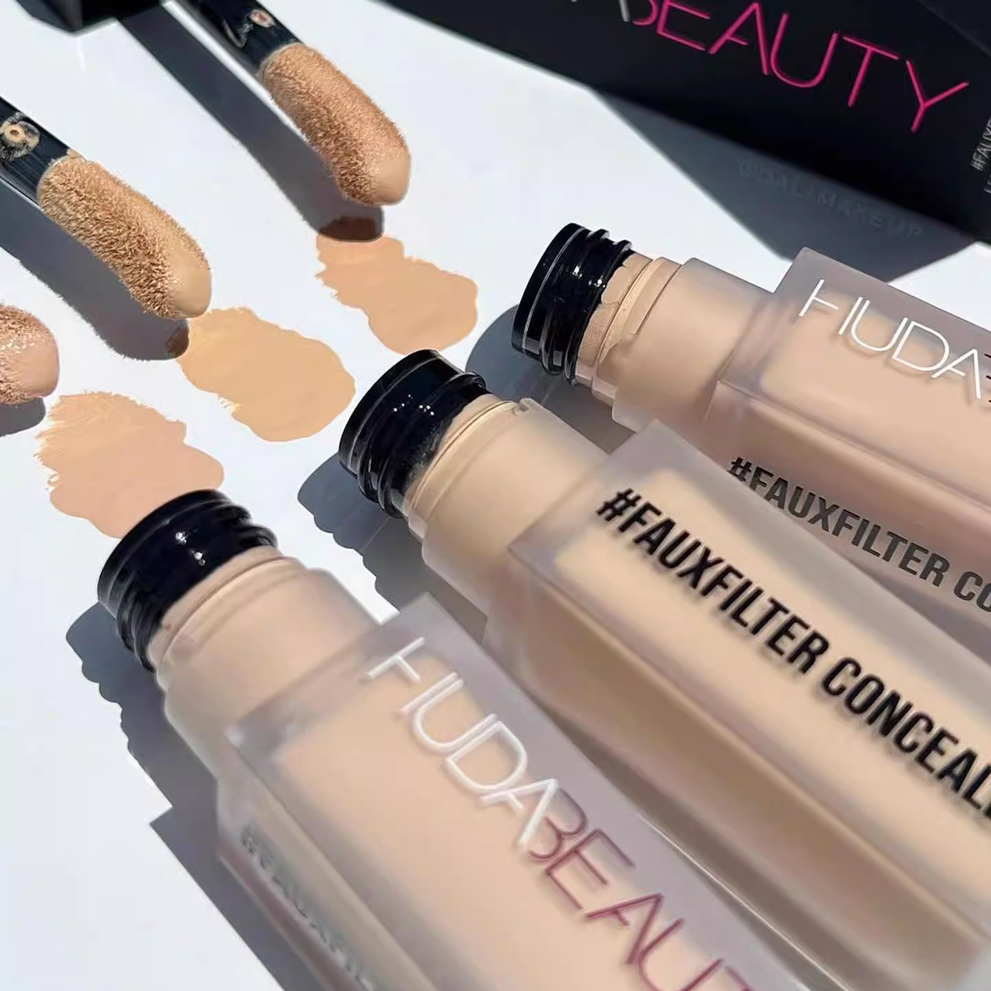 Huda Beauty Concealer Wajah da - Huda Beauty Makeup Bag ulasan dan harga